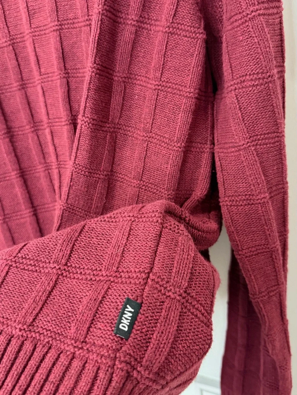 DKNY Men’s Crewneck Sweater in Burgundy